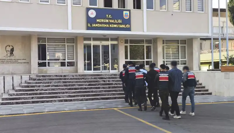 İstanbul'da Silahlı Gasp Çetesi Operasyonu: 7 Kişi Tutuklandı