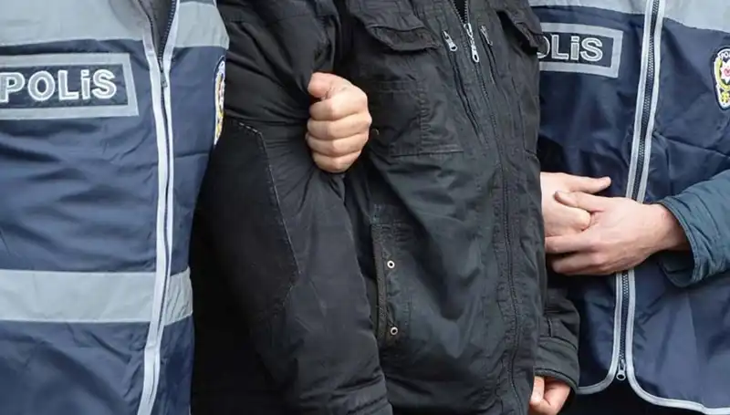 Bursa'da Kaçak Sigara Üreten 4 Şüpheli Gözaltına Alındı