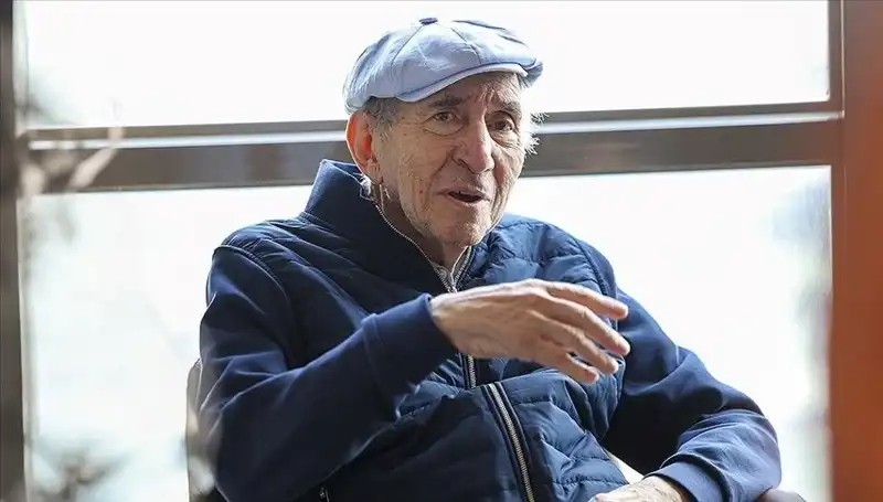 Altan Öymen Sağlık Durumu: Entübe Edildi, Yoğun Bakımda Tedavi Görüyor