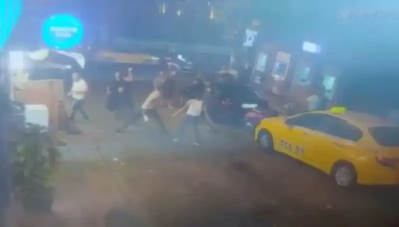 Beyoğlu’nda Gerilim: Laf Atma Kavgası Kanlı Bir Olayla Sonuçlandı