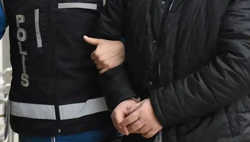 Emniyet ve TSK'da FETÖ'ye Yönelik Dev Operasyonlar Başladı